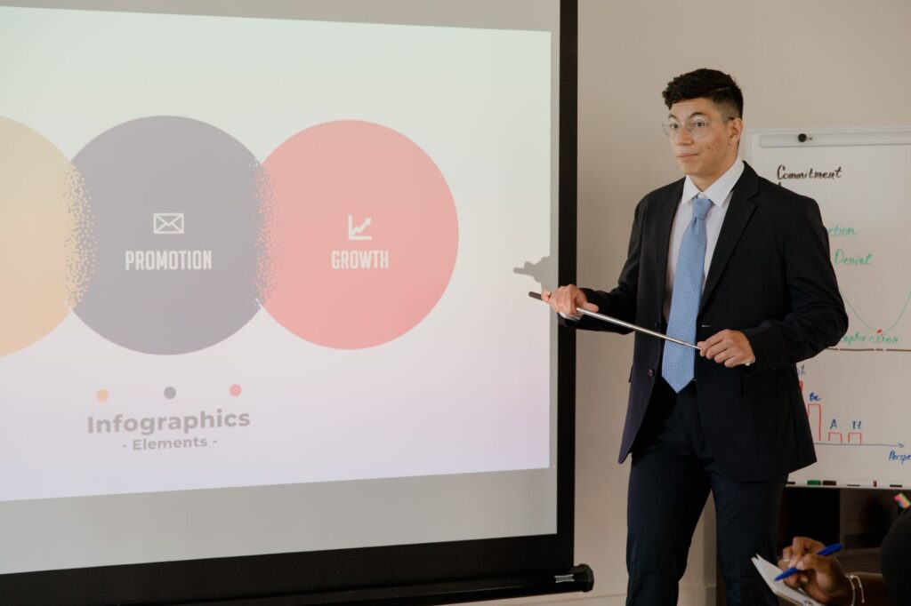 Alternative zu PowerPoint: Google Präsentationen und Canva im Vergleich Alternative zu PowerPoint: Google Präsentationen und Canva im Vergleich