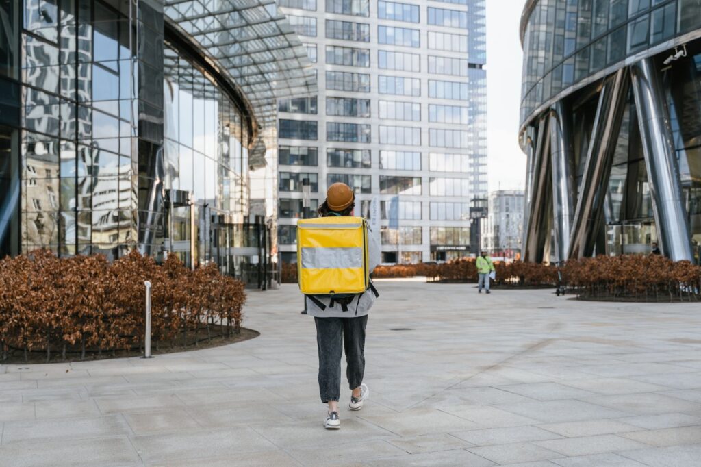 Alternative zu Flaschenpost: Flink, Durst.de und REWE Lieferservice im Vergleich Alternative zu Flaschenpost: Flink, Durst.de und REWE Lieferservice im Vergleich