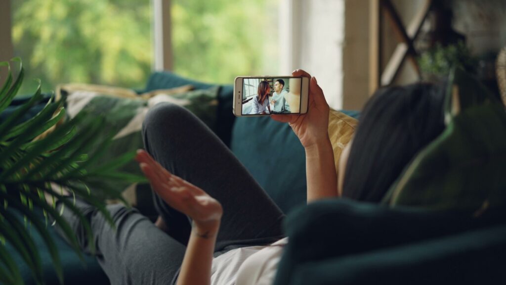 Alternative zu OmeTV: Emerald Chat, Bazoocam, Chatroulette und weitere im Vergleich Alternative zu OmeTV: Emerald Chat, Bazoocam, Chatroulette und weitere im Vergleich